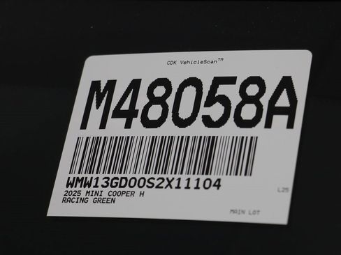 Certified 2025 MINI Cooper 2-Door Hardtop image 23