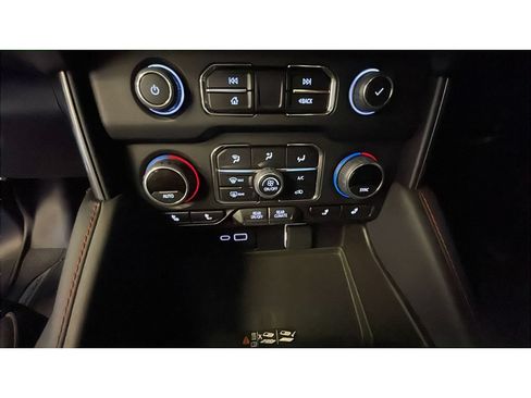 Certified 2023 Chevrolet Tahoe RST w/ Luxury Package AWD/4WD image 15