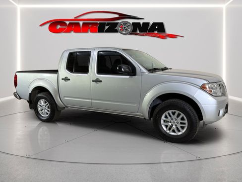 Used 2019 Nissan Frontier SV AWD/4WD image 2