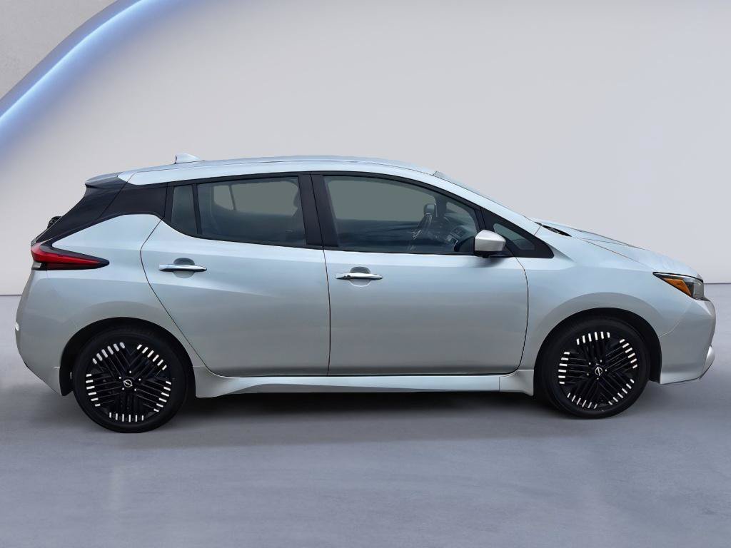 Used 2024 Nissan Leaf SV Plus FWD image 6