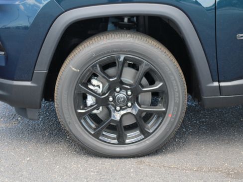 New 2026 Jeep Compass Latitude image 37