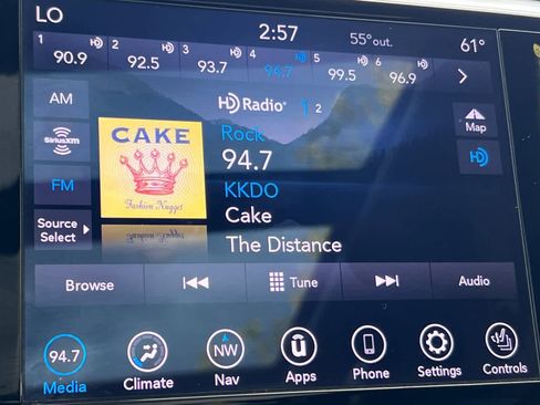 Used 2020 Chrysler Pacifica Limited image 21