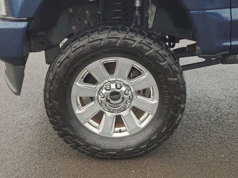 Used 2020 Ford F250 Platinum w/ FX4 Off-Road Package image 16