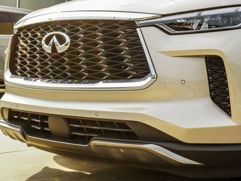 Certified 2023 INFINITI QX60 Autograph w/ Cargo Package AWD/4WD image 2