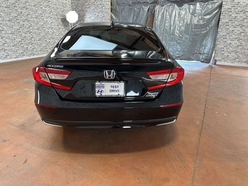 Used 2022 Honda Accord Sport image 6