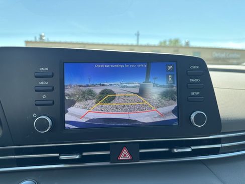 Used 2023 Hyundai Elantra Blue FWD image 52