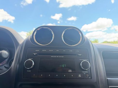Used 2015 Jeep Patriot Sport w/ Power Value Group AWD/4WD image 12