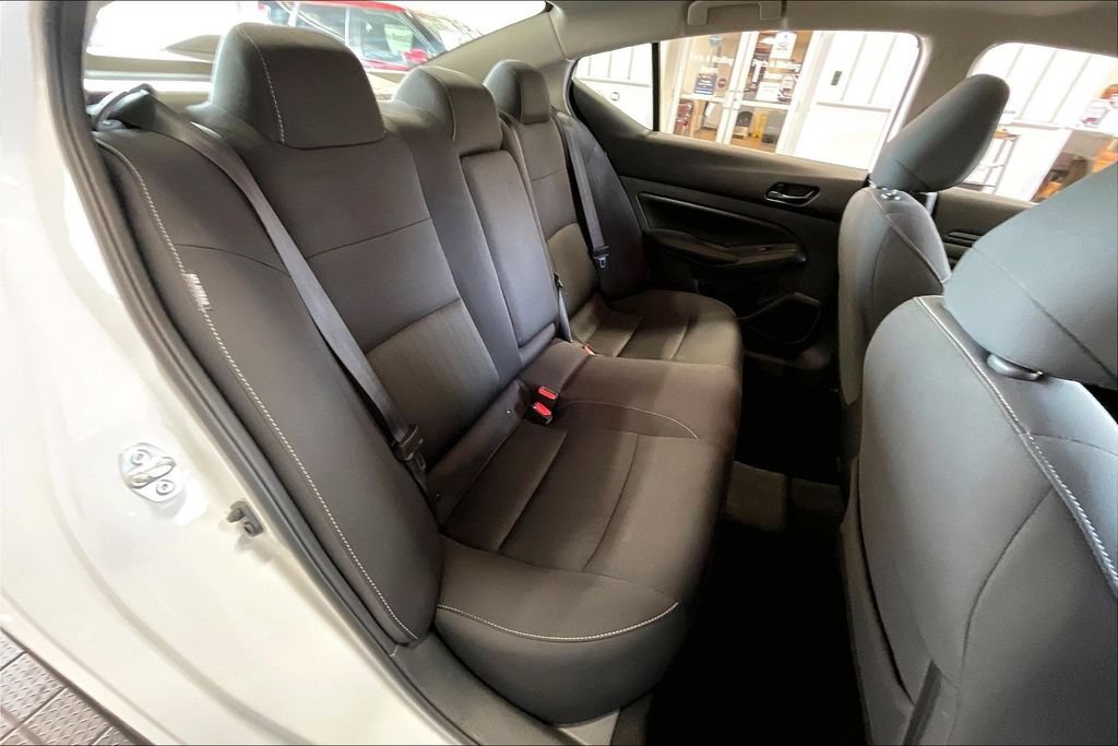 Used 2025 Nissan Altima 2.5 SV AWD/4WD image 15