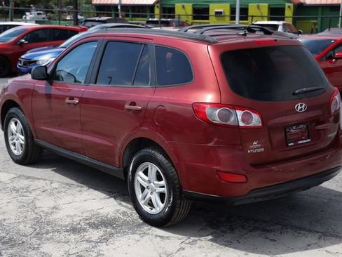 Used 2010 Hyundai Santa Fe GLS FWD image 8