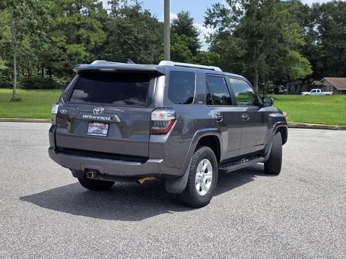 Used 2016 Toyota 4Runner SR5 RWD image 5