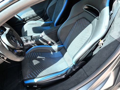 Used 2023 Maserati MC20 Coupe RWD image 24