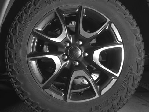 Used 2025 Jeep Compass Trailhawk AWD/4WD image 14