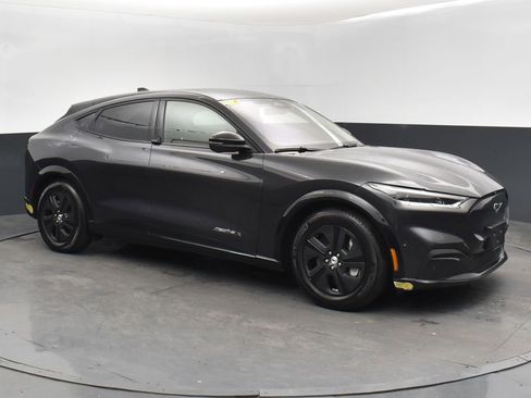 Used 2022 Ford Mustang Mach-E California Route 1 RWD image 3
