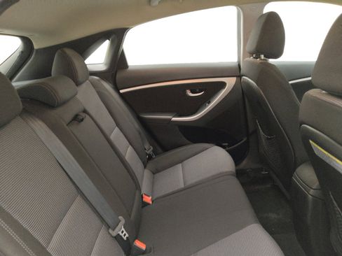Used 2014 Hyundai Elantra GT FWD image 19