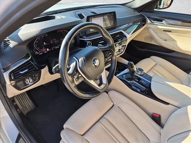 Used 2020 BMW 530i xDrive w/ Premium Package AWD/4WD image 10