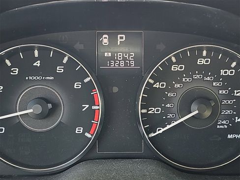 Used 2012 Subaru Outback 2.5i Limited image 12