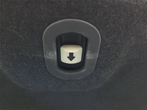 Used 2020 Audi A4 2.0T Premium Plus image 16