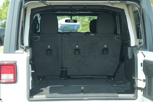 Used 2021 Jeep Wrangler Unlimited Sport AWD/4WD image 18