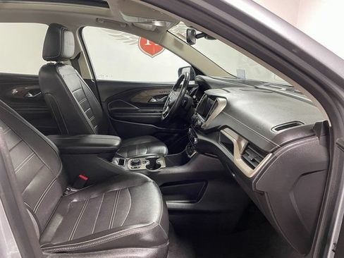 Used 2023 GMC Terrain Denali w/ Denali Premium Package AWD/4WD image 26