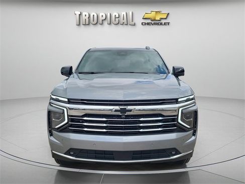 New 2026 Chevrolet Suburban LT w/ Comfort Package image 8