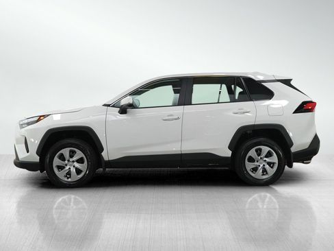 Used 2025 Toyota RAV4 LE AWD/4WD image 2