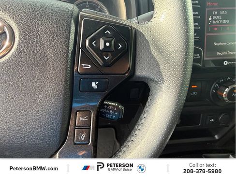 Used 2022 Toyota 4Runner TRD Off-Road Premium AWD/4WD image 29