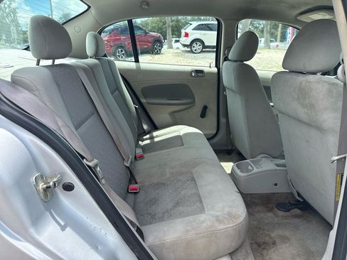 Used 2005 Chevrolet Cobalt Sedan FWD image 15