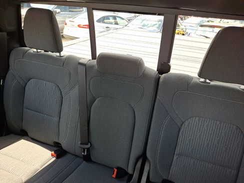 Used 2024 RAM 1500 Big Horn AWD/4WD image 18