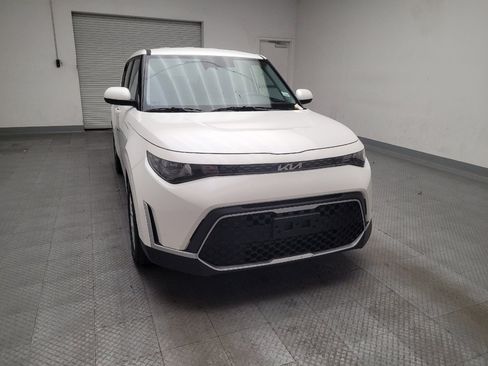 Used 2025 Kia Soul S image 14