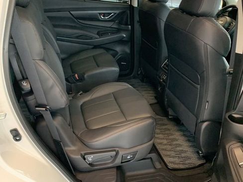 New 2026 Subaru Ascent Limited Bronze image 11