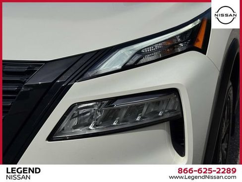 Certified 2023 Nissan Rogue SV w/ SV Premium B Package AWD/4WD image 10