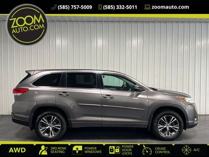 Used 2018 Toyota Highlander LE