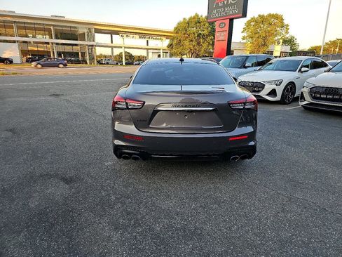 Used 2022 Maserati Ghibli Modena image 11
