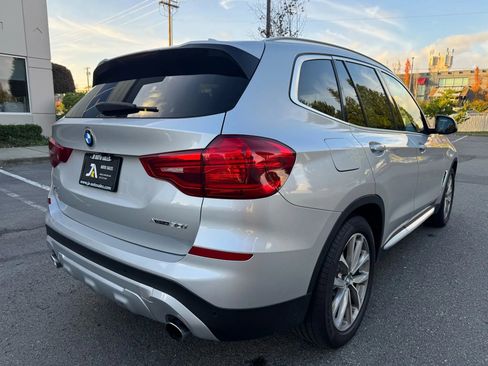 Used 2019 BMW X3 xDrive30i w/ Driving Assistance Package image 10