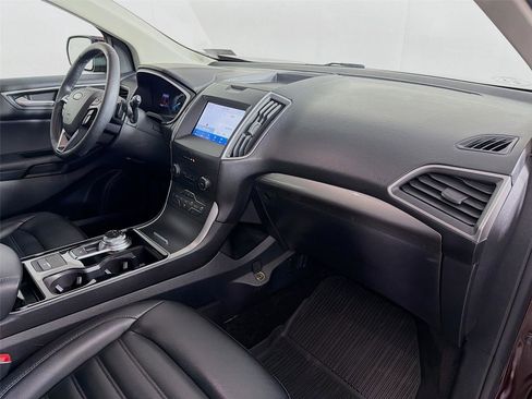 Used 2020 Ford Edge SEL w/ Convenience Package image 29