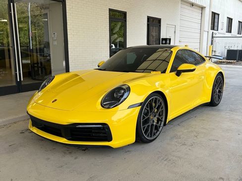 Used 2022 Porsche 911 Carrera image 1