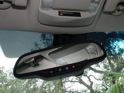 Used 2009 Buick Lucerne CX FWD image 39