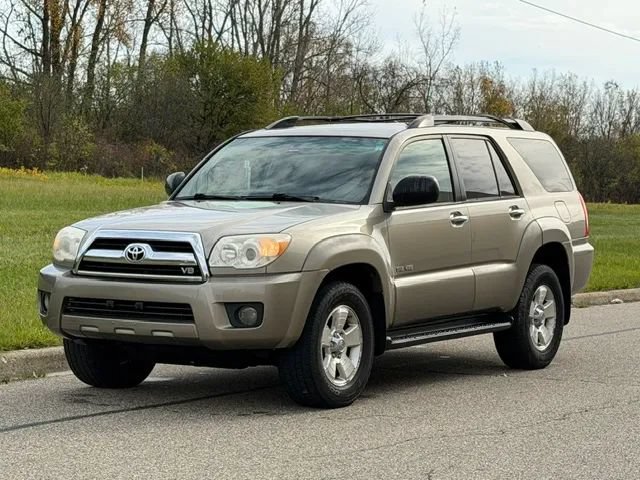 Used 2006 Toyota 4Runner SR5 AWD/4WD image 7