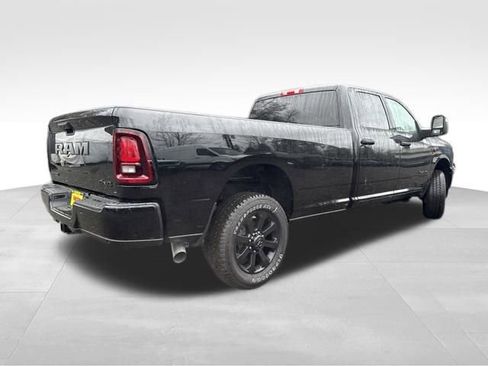 New 2025 RAM 3500 Big Horn image 7