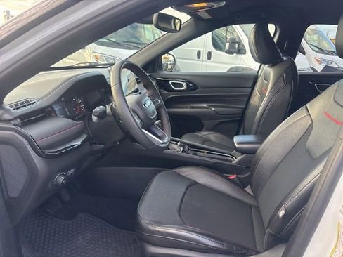 Used 2023 Jeep Compass Trailhawk image 23