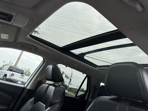 Used 2023 Honda Pilot Touring image 24