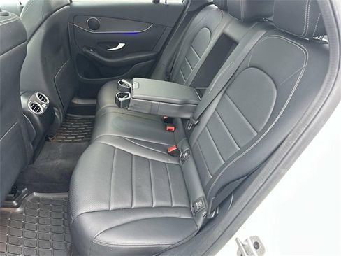 Used 2022 Mercedes-Benz GLC 300 4MATIC image 11