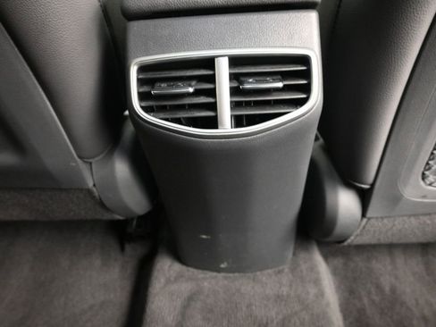 Used 2020 Hyundai Ioniq Limited image 11