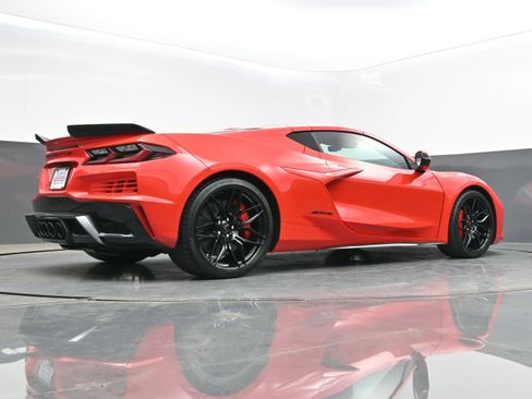Used 2024 Chevrolet Corvette Z06 w/ Stealth Interior Trim Package RWD image 48