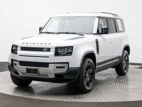 Used 2025 Land Rover Defender 110 S image 1