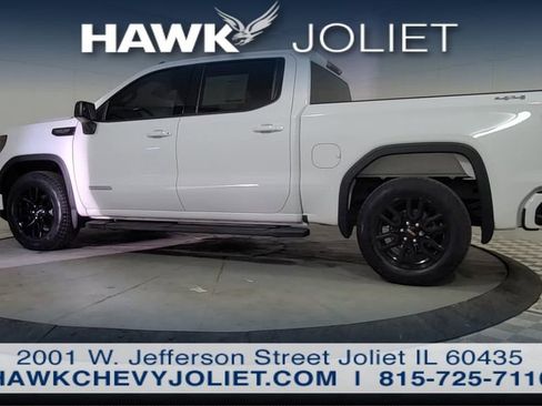 Used 2022 GMC Sierra 1500 Elevation w/ LPO, Elevation Black Package AWD/4WD image 5
