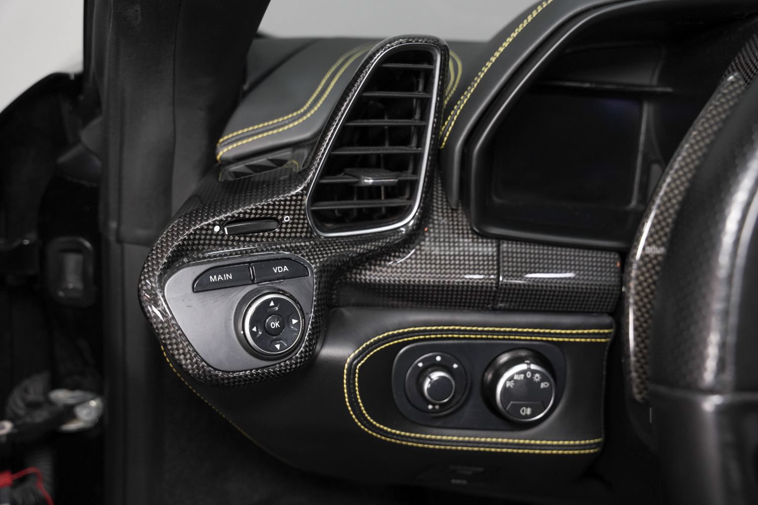 Used 2013 Ferrari 458 Spider RWD image 45
