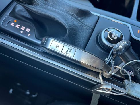 Used 2024 Kia Sorento S image 21