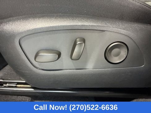 Used 2025 GMC Acadia Elevation image 19