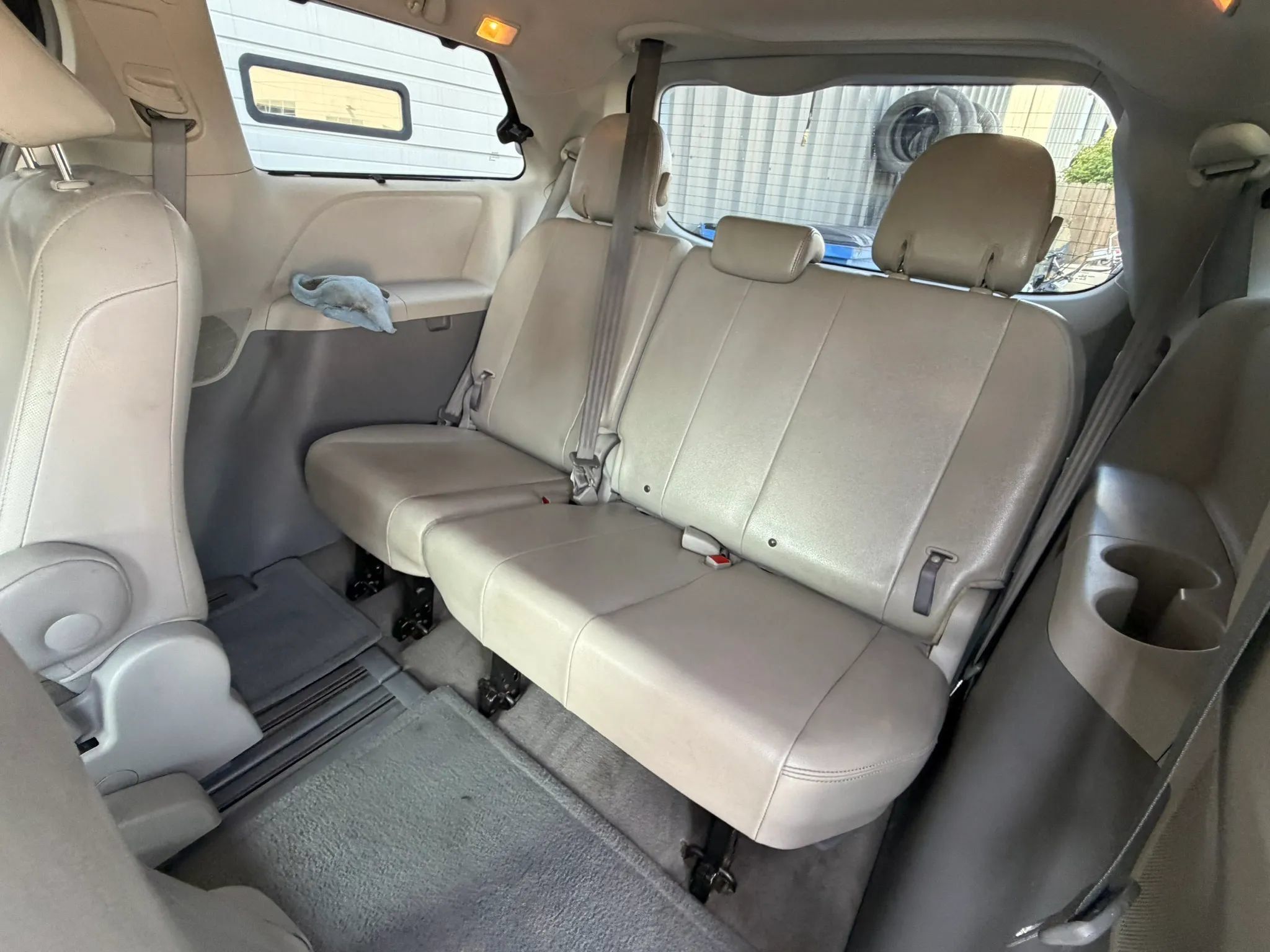 Used 2013 Toyota Sienna XLE FWD image 18